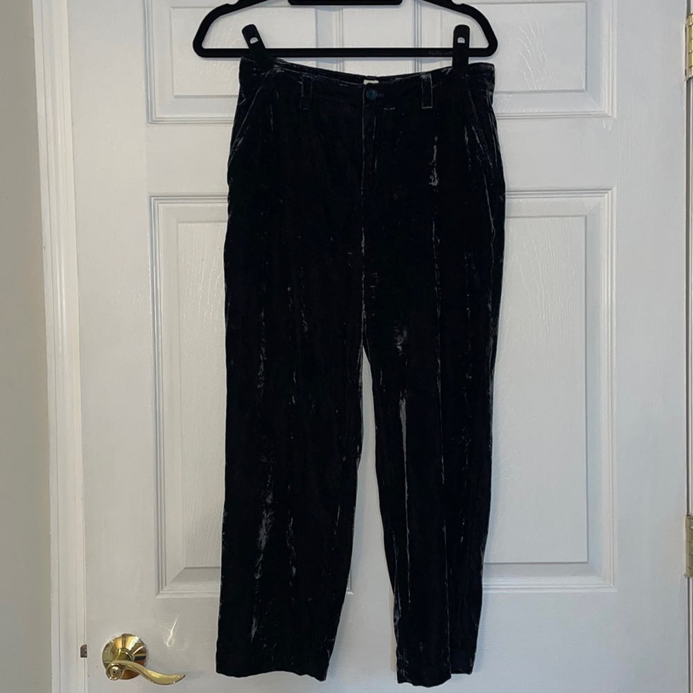 Cropped Navy Velvet Pants